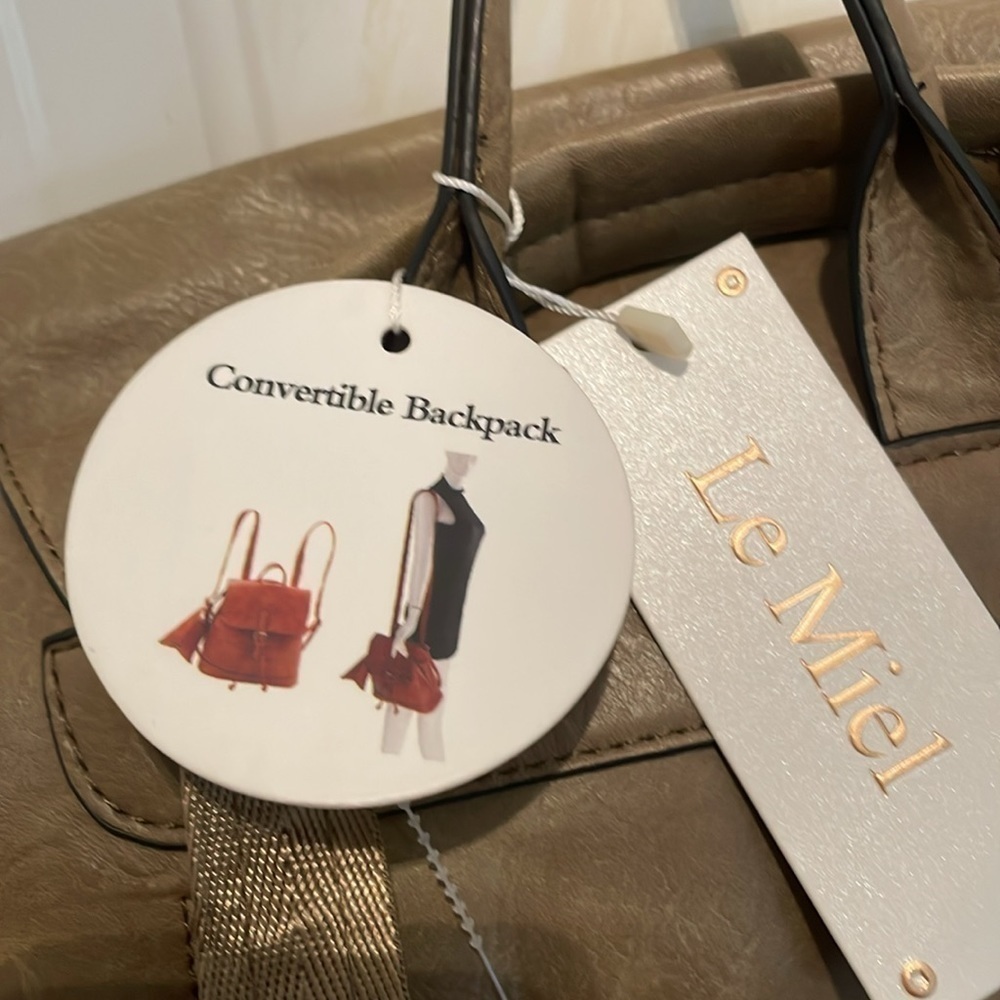 Convertible Backpack/bag - Picture 7 of 8